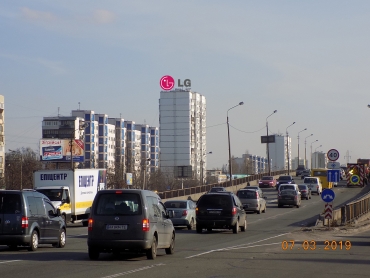 вул. Братиславська, 22
