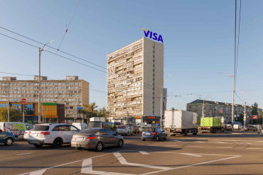 площа Дарницька (вул. Харківське шосе, 2А)