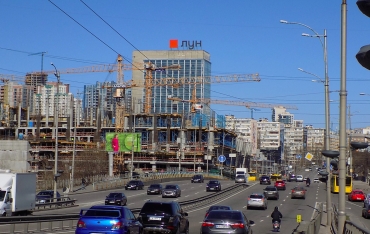 ул. Антоновича, 180 (вид на Демеевскую пл.)